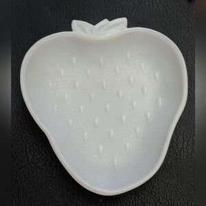 Hazal Atlas Milk Glass Strawberry Dish Vintage